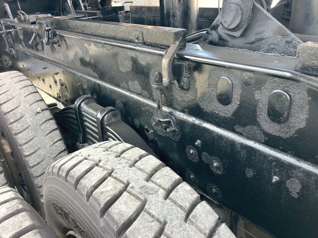 いすゞギガ深ダンプ（土砂禁ダンプ）大型（10t）[写真19]