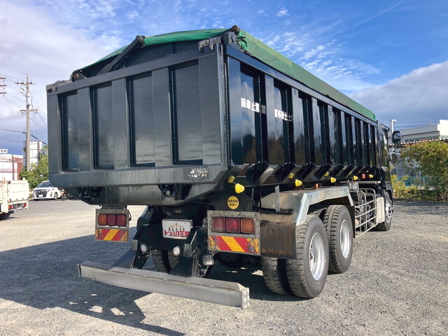 いすゞギガ深ダンプ（土砂禁ダンプ）大型（10t）[写真02]