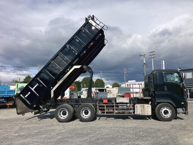 いすゞギガ深ダンプ（土砂禁ダンプ）大型（10t）[写真07]