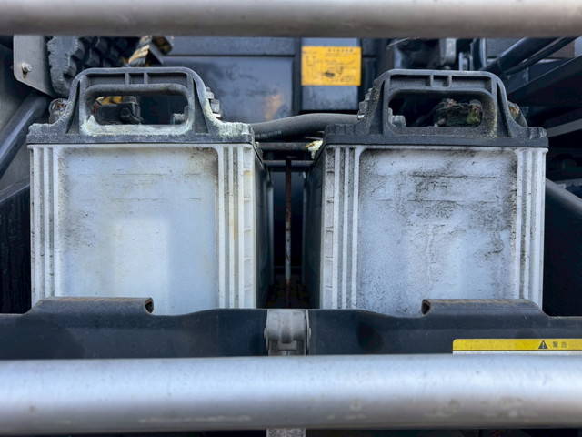 三菱ふそうスーパーグレートダンプ大型（10t）[写真17]