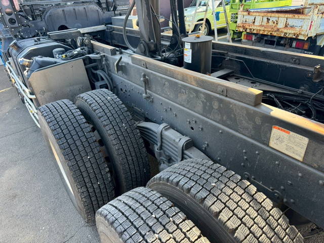 三菱ふそうスーパーグレートダンプ大型（10t）[写真20]