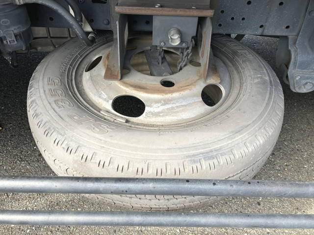 日野デュトロ平ボディ小型（2t・3t）[写真18]