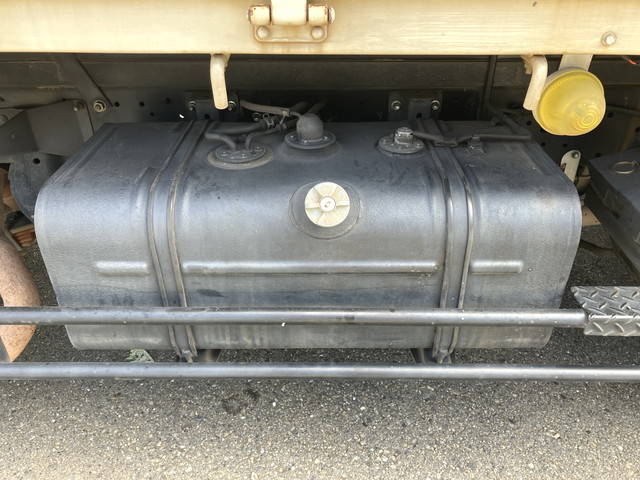 日野デュトロ平ボディ小型（2t・3t）[写真19]