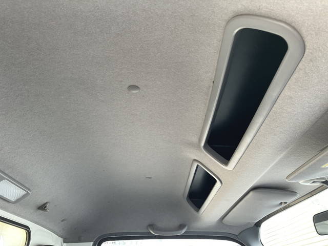 日野デュトロ平ボディ小型（2t・3t）[写真35]