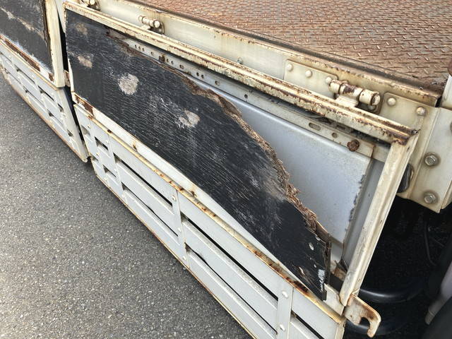 日野デュトロ平ボディ小型（2t・3t）[写真39]