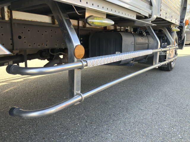 日野デュトロアルミバン小型（2t・3t）[写真19]