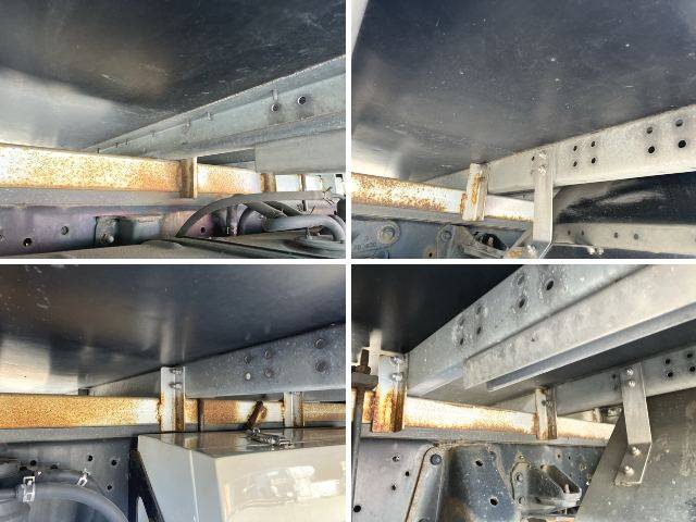 日野デュトロアルミバン小型（2t・3t）[写真23]