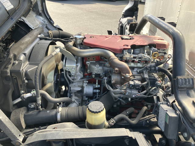 日野デュトロアルミバン小型（2t・3t）[写真26]