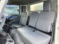 日野デュトロアルミバン小型（2t・3t）[写真32]