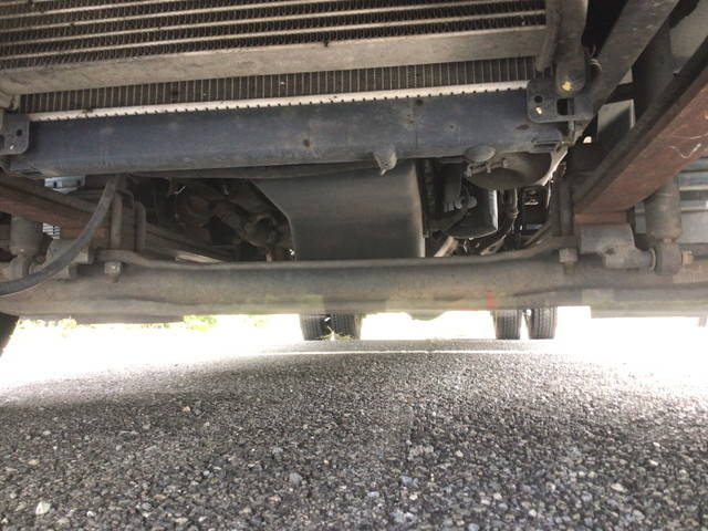 いすゞフォワードアルミバン中型（4t）[写真21]