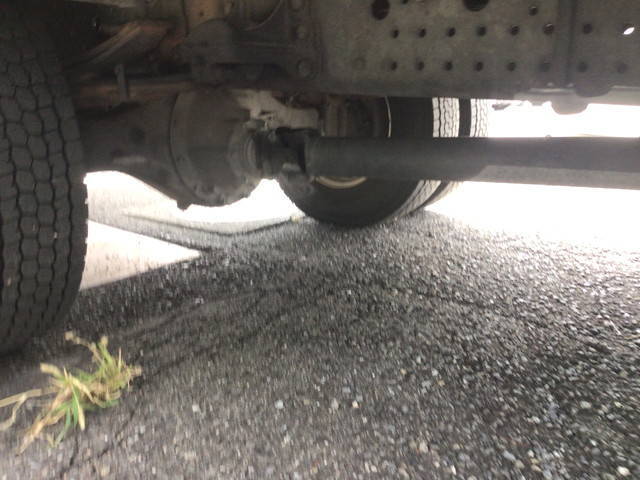 いすゞフォワードアルミバン中型（4t）[写真24]