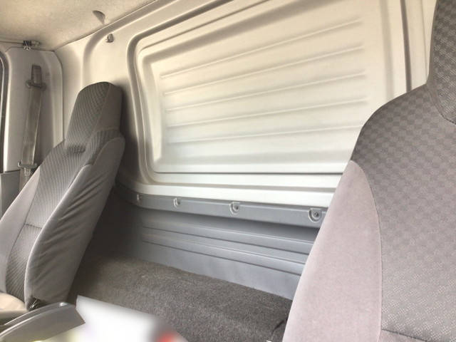 いすゞフォワードアルミバン中型（4t）[写真29]