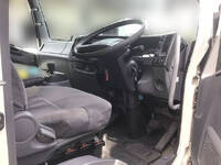 いすゞフォワードアルミバン中型（4t）[写真32]