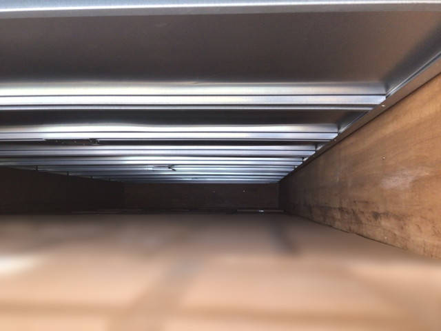 いすゞフォワードアルミバン中型（4t）[写真09]