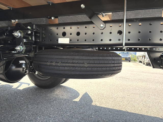 三菱ふそうキャンターアルミブロック小型（2t・3t）[写真13]