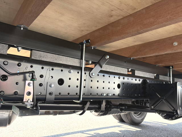 三菱ふそうキャンターアルミブロック小型（2t・3t）[写真16]