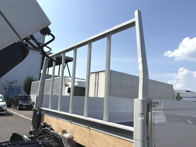 三菱ふそうキャンターアルミブロック小型（2t・3t）[写真20]