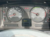 三菱ふそうスーパーグレートアルミウイング大型（10t）[写真23]