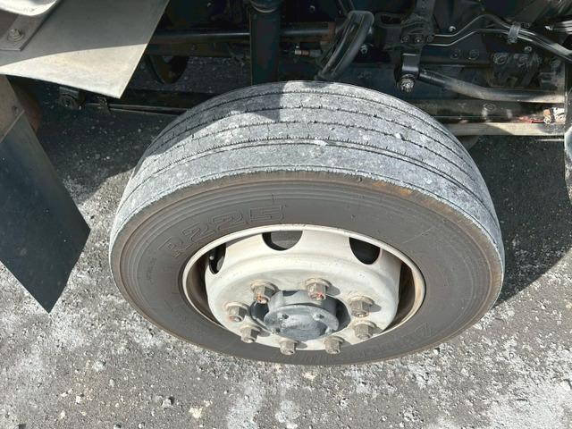 三菱ふそうスーパーグレートアルミウイング大型（10t）[写真39]