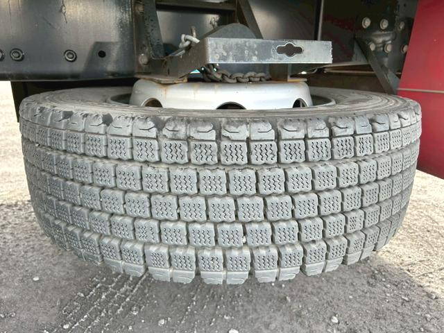 三菱ふそうスーパーグレートアルミウイング大型（10t）[写真40]