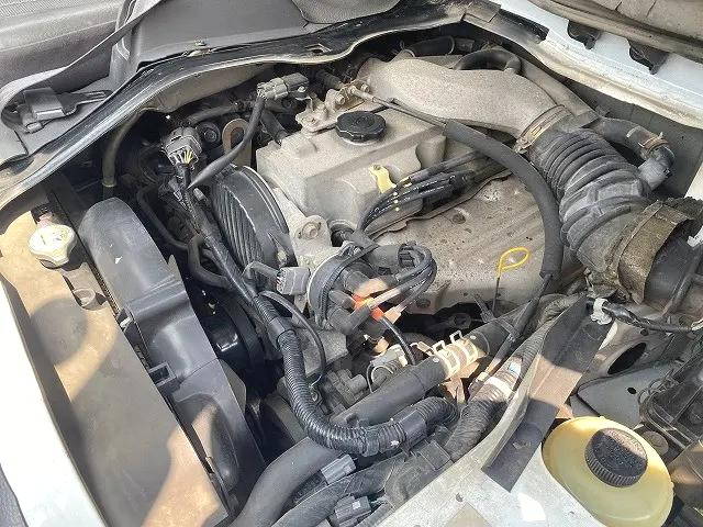 マツダボンゴ平ボディ小型（2t・3t）[写真10]