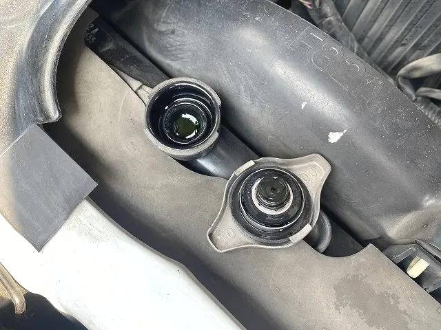 マツダボンゴ平ボディ小型（2t・3t）[写真12]