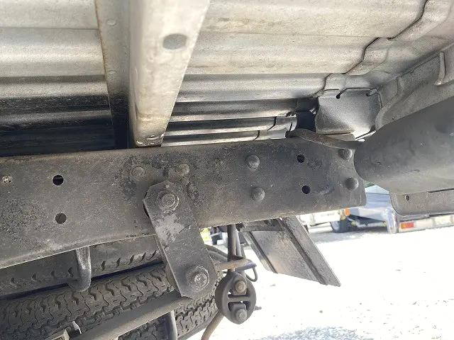 マツダボンゴ平ボディ小型（2t・3t）[写真26]