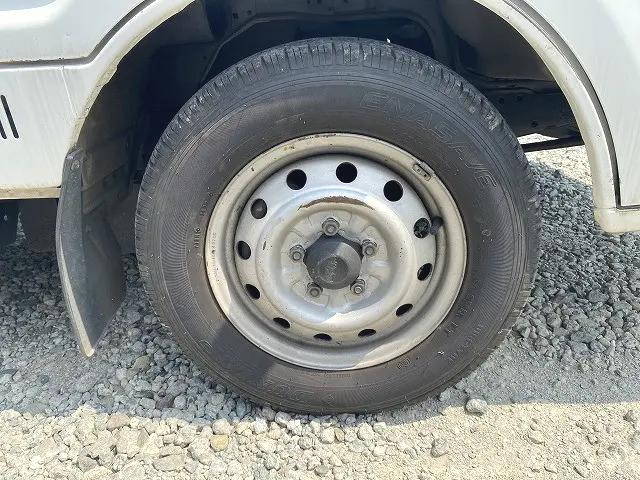 マツダボンゴ平ボディ小型（2t・3t）[写真32]