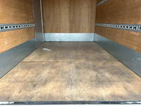 三菱ふそうキャンターアルミバン小型（2t・3t）[写真12]