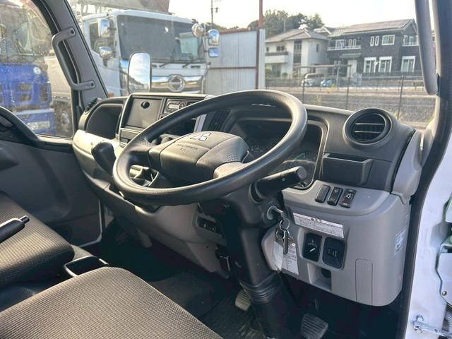 三菱ふそうキャンターアルミバン小型（2t・3t）[写真15]