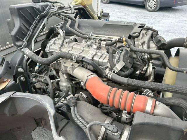 三菱ふそうキャンターアルミバン小型（2t・3t）[写真25]