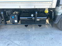 三菱ふそうキャンターアルミバン小型（2t・3t）[写真30]