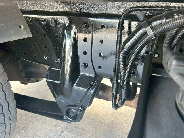 三菱ふそうキャンターアルミバン小型（2t・3t）[写真36]