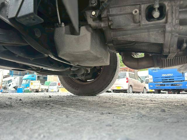 三菱ふそうキャンターアルミバン小型（2t・3t）[写真37]