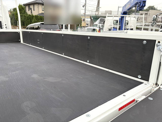 三菱ふそうキャンタークレーン4段小型（2t・3t）[写真11]