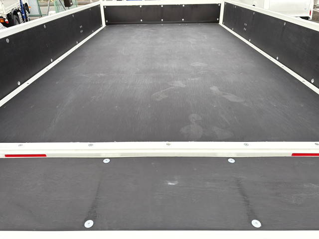 三菱ふそうキャンタークレーン4段小型（2t・3t）[写真12]