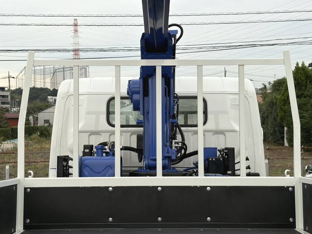 三菱ふそうキャンタークレーン4段小型（2t・3t）[写真13]