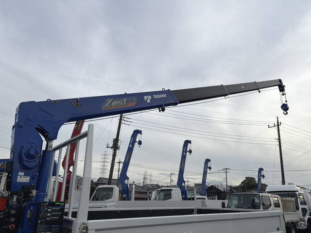 三菱ふそうキャンタークレーン4段小型（2t・3t）[写真15]