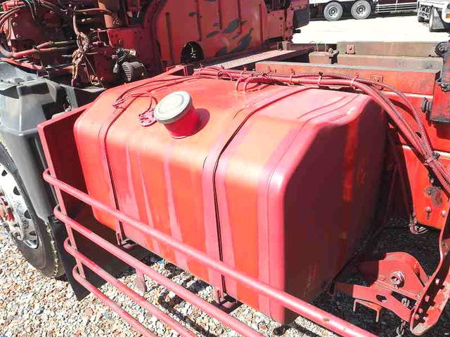 三菱ふそうスーパーグレート深ダンプ（土砂禁ダンプ）大型（10t）[写真24]