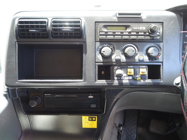 三菱ふそうスーパーグレート深ダンプ（土砂禁ダンプ）大型（10t）[写真35]