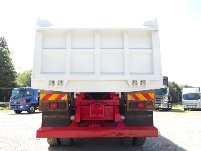 三菱ふそうスーパーグレート深ダンプ（土砂禁ダンプ）大型（10t）[写真09]