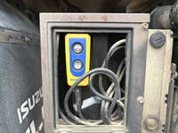 いすゞエルフダブルキャブ（Wキャブ）小型（2t・3t）[写真15]