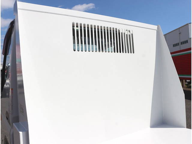 三菱ふそうキャンターダンプ小型（2t・3t）[写真18]