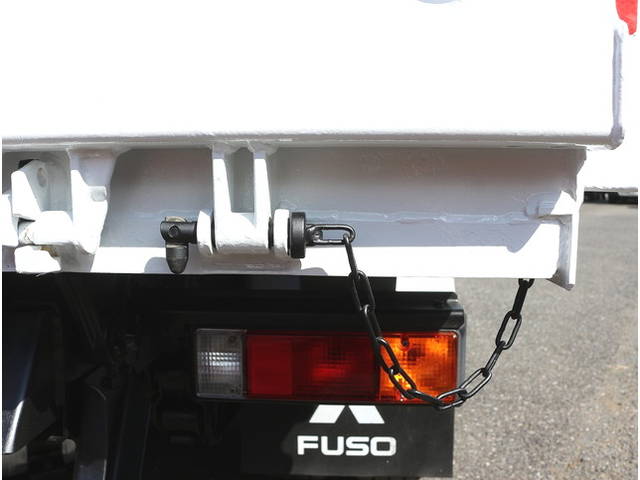 三菱ふそうキャンターダンプ小型（2t・3t）[写真20]