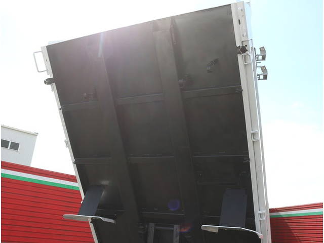 三菱ふそうキャンターダンプ小型（2t・3t）[写真21]