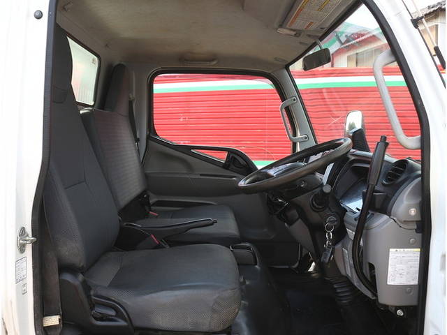 三菱ふそうキャンターダンプ小型（2t・3t）[写真27]