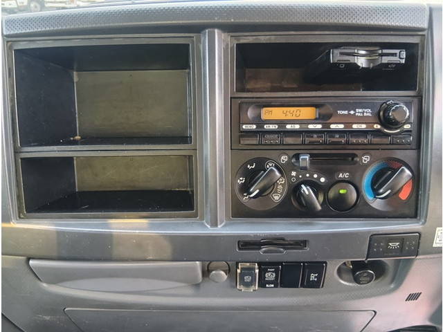 いすゞフォワード深ダンプ（土砂禁ダンプ）中型（4t）[写真26]