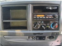 いすゞフォワード深ダンプ（土砂禁ダンプ）中型（4t）[写真27]