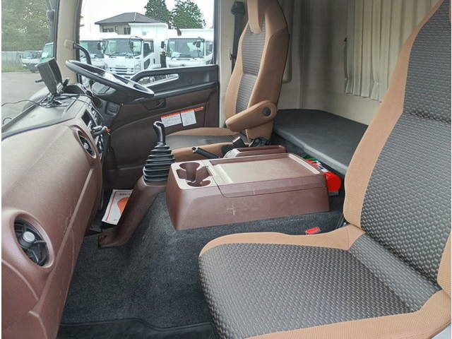 日野レンジャークレーン4段増トン（6t・8t）[写真23]