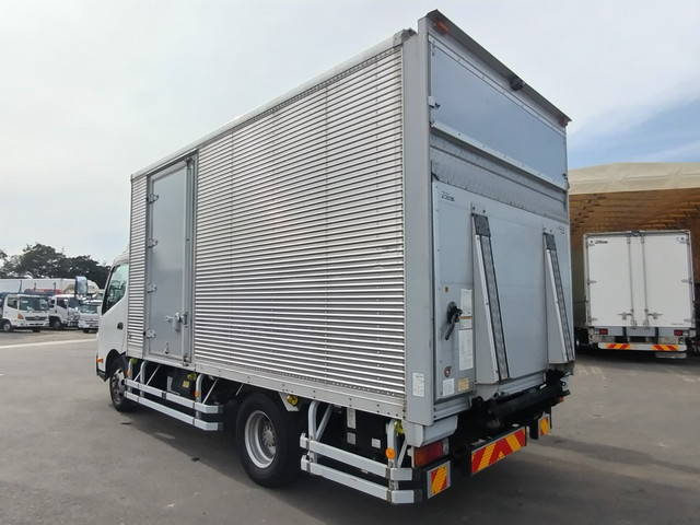 日野デュトロアルミバン小型（2t・3t）[写真02]